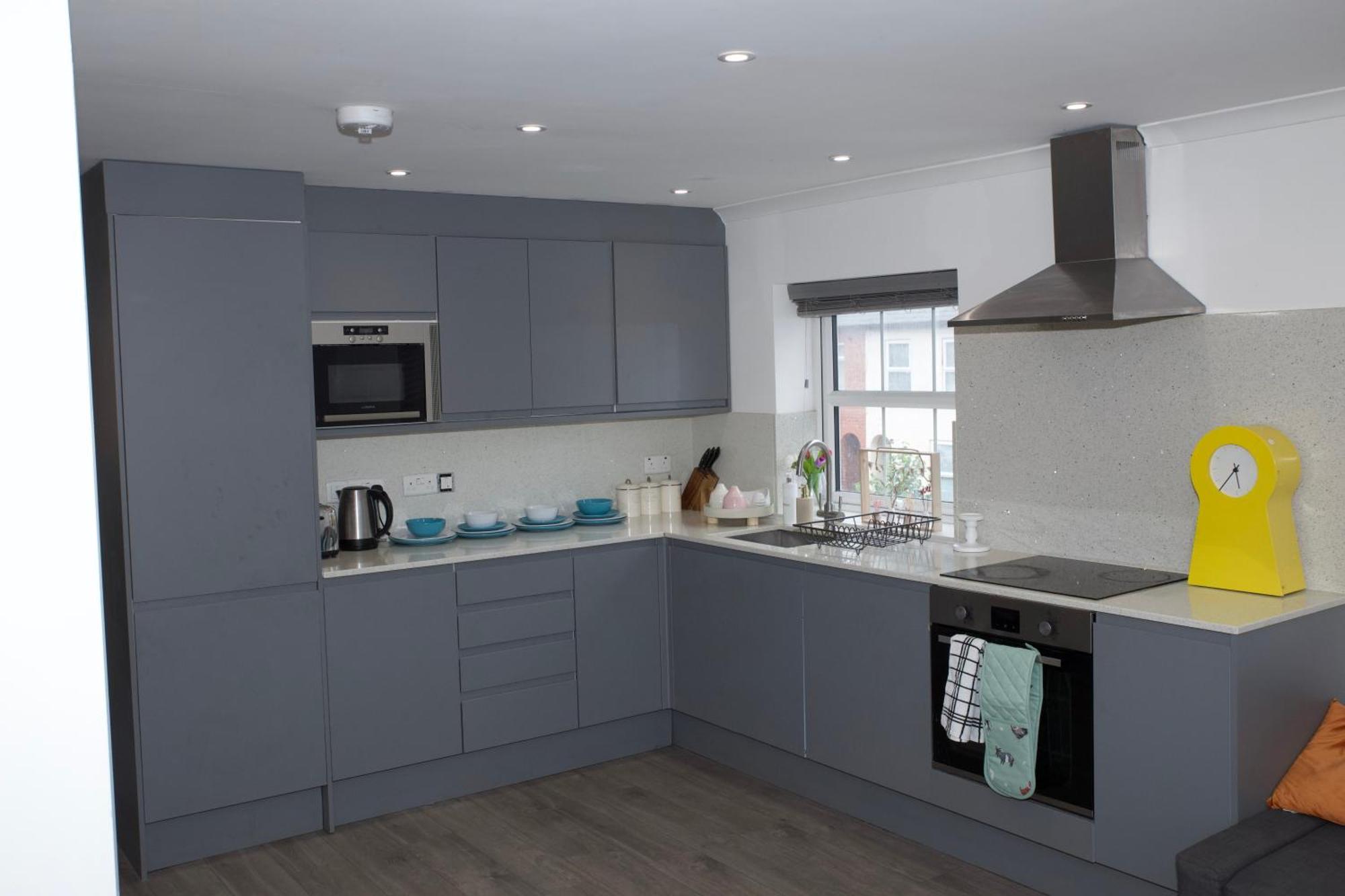 רדינג Spacious Modern 2 Bed Flat In City Centre מראה חיצוני תמונה